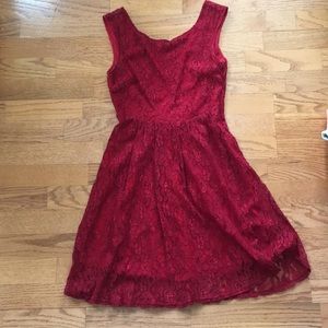 Lace dress with open bowed back